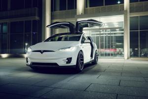 2017 Tesla Model X by Novitec Rosso on Vossen Wheels (NV2)